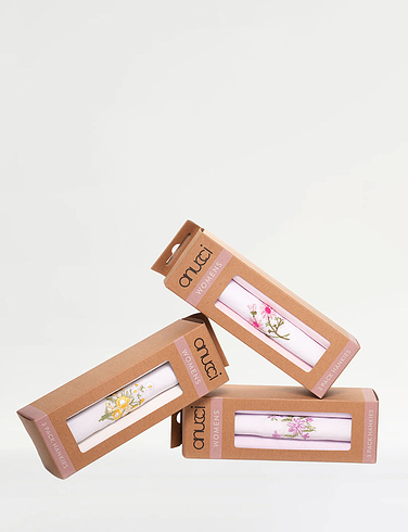 Ladies Pack Of 3 Embroidered Hankies In Gift Box