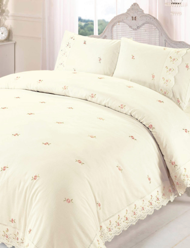 Sophie Embroidered Quilt Cover Set