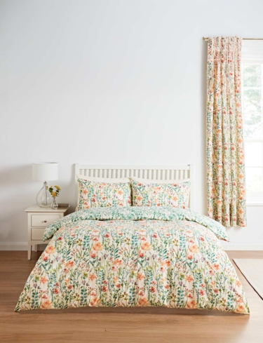 Amaryllis Quilt Cover Set
